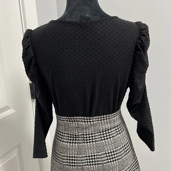 W5 shirt scrunched up 3/4 length sleeves size L black - Picture 3 of 6